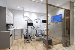 東京浜松町大西歯科クリニック