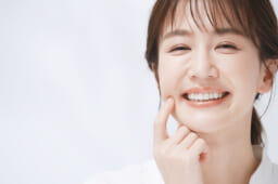 次世代のラミネートベニアにも注目①「スーパーエナメル」